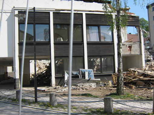 075 Das Ortsbild von Bad Abbach bis das Rote Kreuz kam Foto Klinik Abriss 03