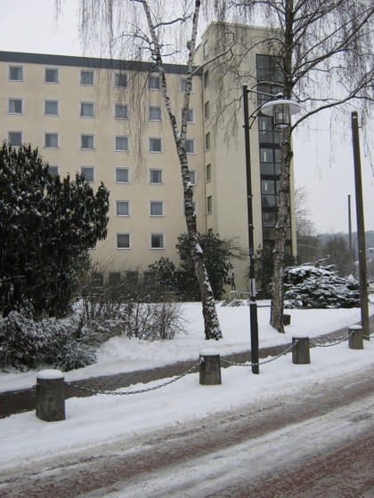 075 Das Ortsbild von Bad Abbach bis das Rote Kreuz kam Foto Klinik Bettenhaus vor Abriss